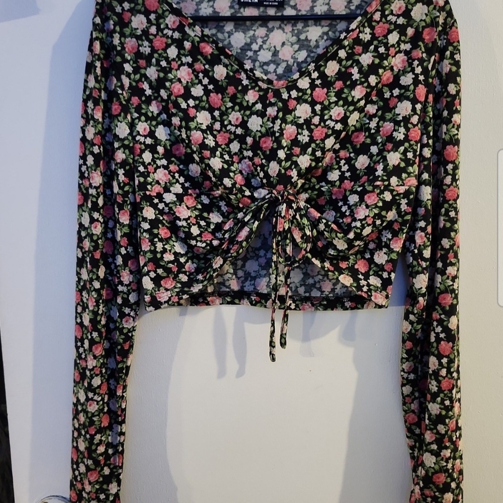 Floral V-Neck Ruched Blouse